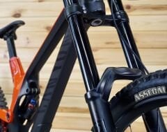 Canyon Sender CF 8.0 27.5” - Downhill Bisiklet