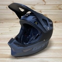 100% Status Fullface Kask - Siyah Giant