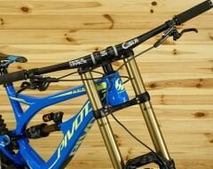 Pivot Phoenix Custom 27.5” - Downhill Bisiklet