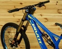 Pivot Phoenix Custom 27.5” - Downhill Bisiklet