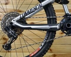 Commencal Meta AM V4.2 NZ 27.5” - Enduro Bisiklet