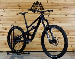 YT Capra MX Core 3 29/27.5” - Enduro Bisiklet