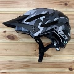 Bell 4Forty Enduro/Trail Kask - Siyah/Camo