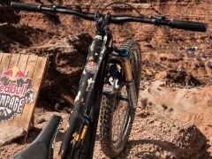 All Mountain Style Extra Kadro Koruyucu - Red Bull Rampage Desert Camo