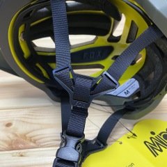 Fox Racing Speedframe MIPS Kask