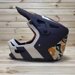 100% Status Fullface Kask - Camo