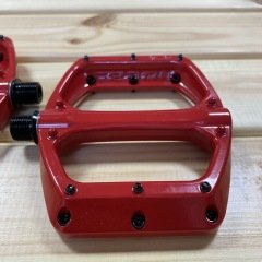 Spank Spoon DC Platform Pedal - Kırmızı