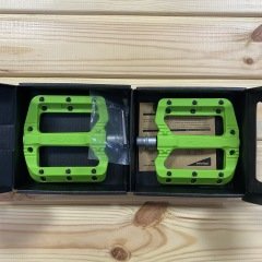 Funn Black Magic Platform Pedal - Yeşil