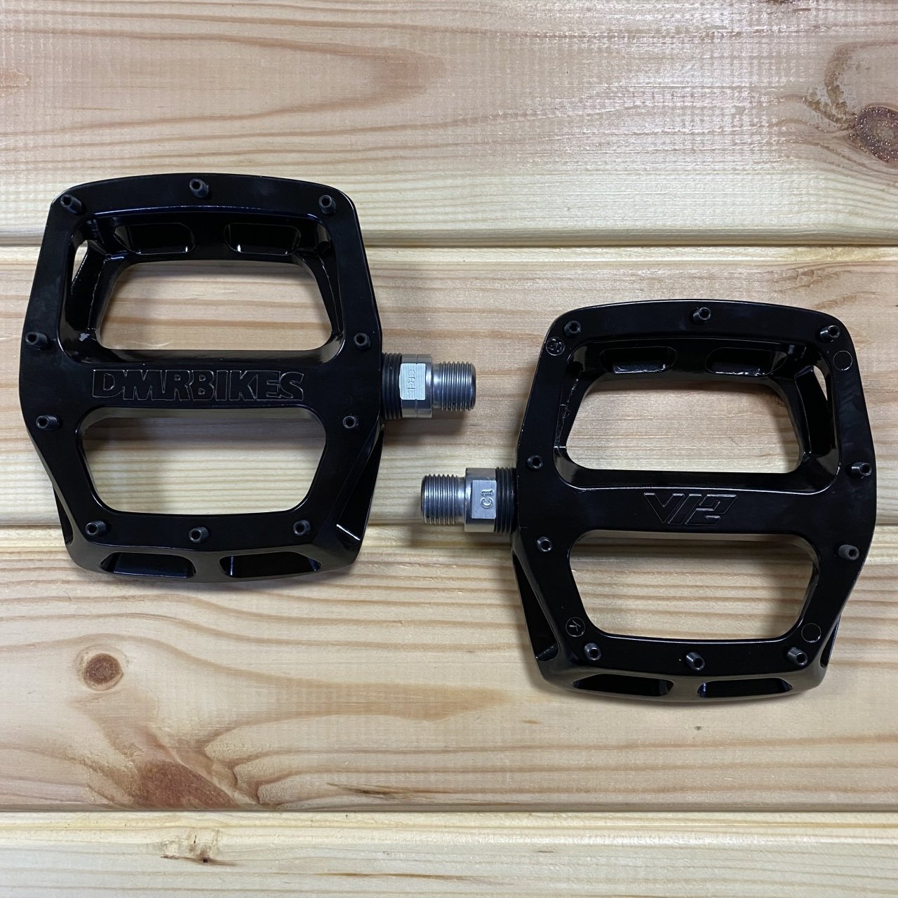 DMR V12 Pedal - Siyah