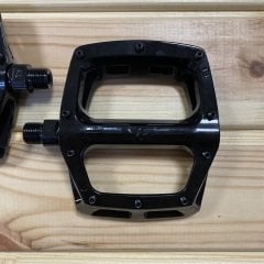 DMR V8 Pedal - Siyah