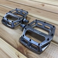DMR V12 Pedal - Gümüş