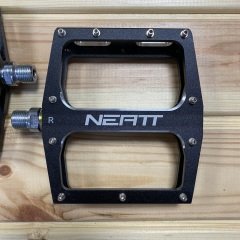 Neatt Attack V2 XL Platform Pedal