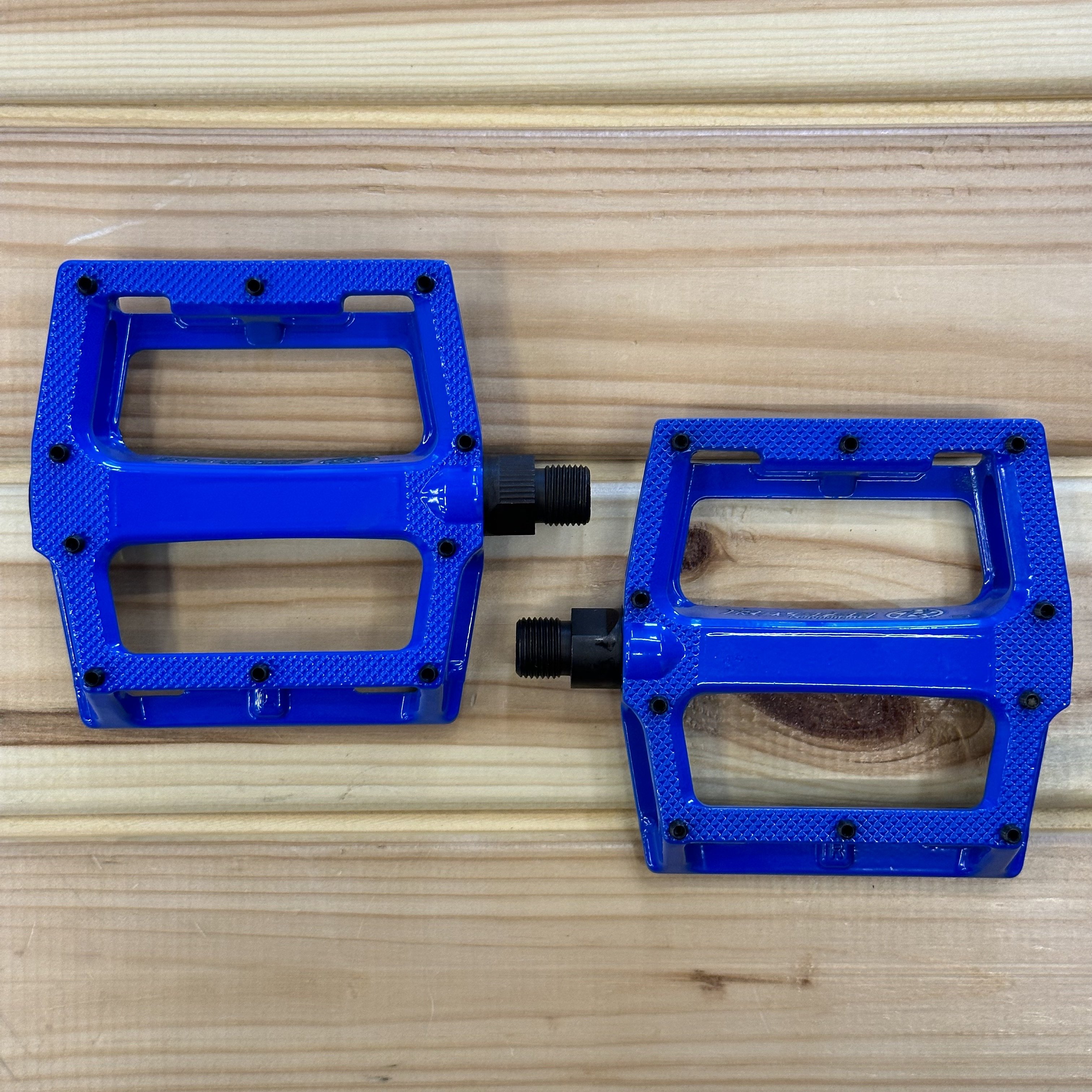 Reverse Super Shape 3D Platform Pedal - Mavi