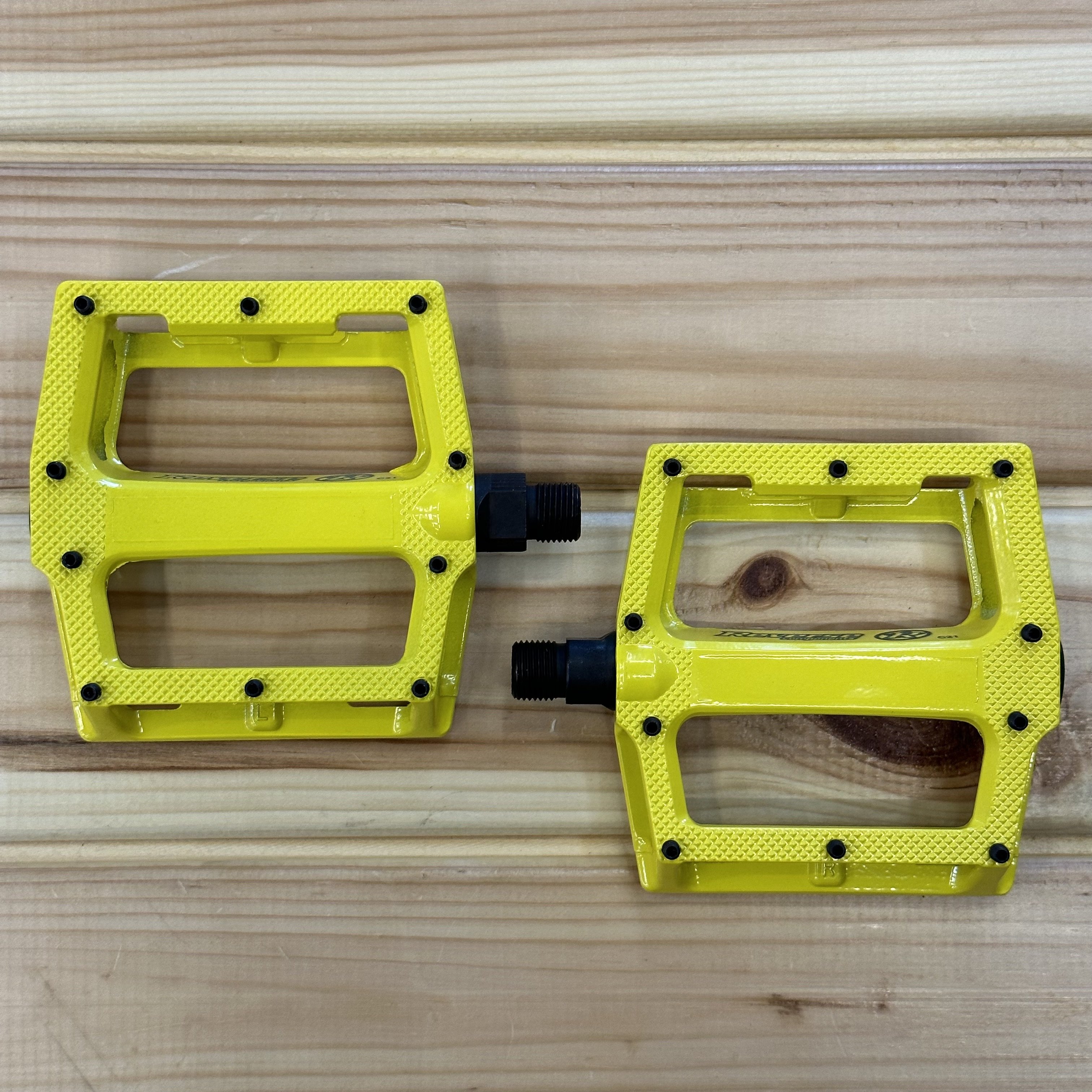 Reverse Super Shape 3D Platform Pedal - Sarı