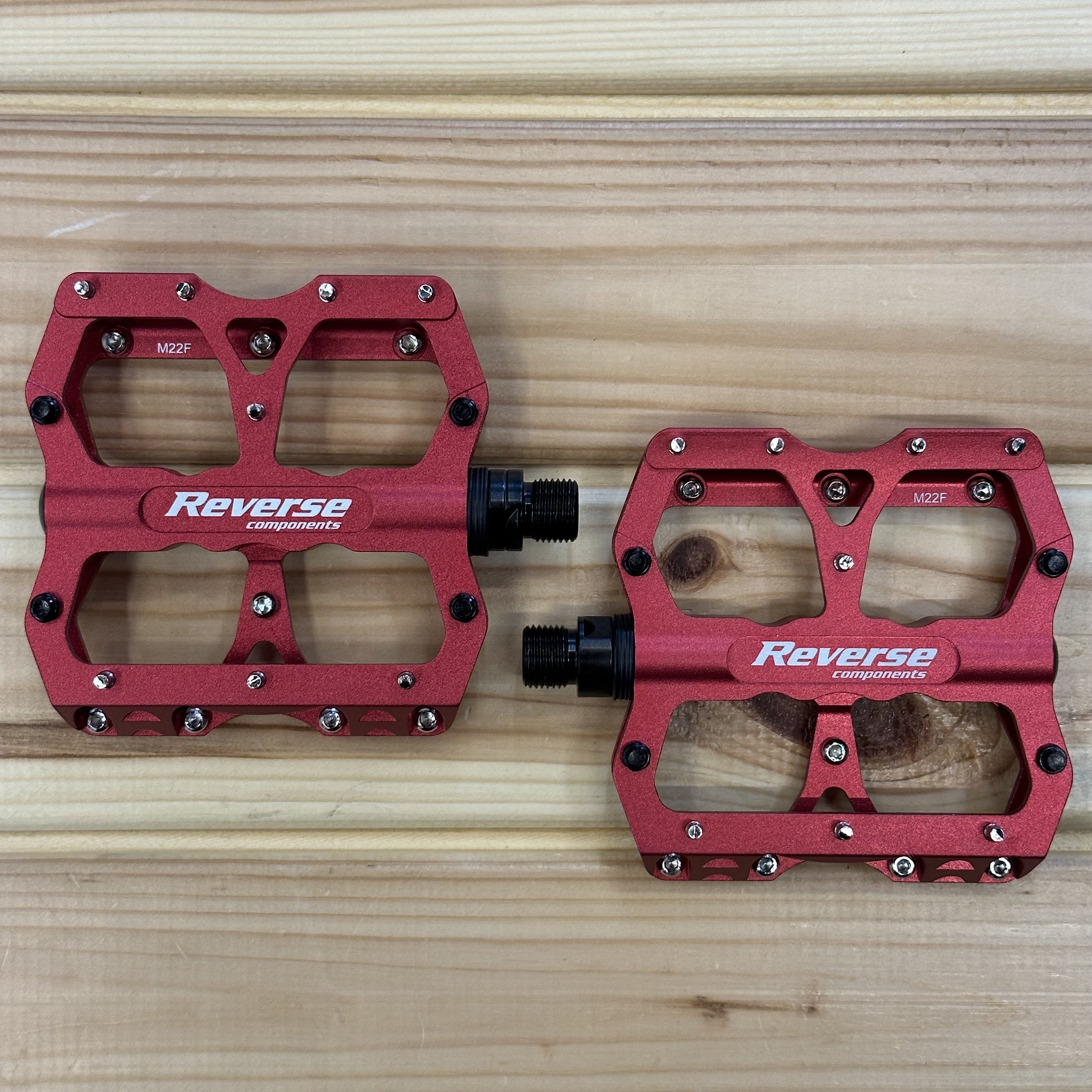Reverse Escape Platform Pedal - Kırmızı