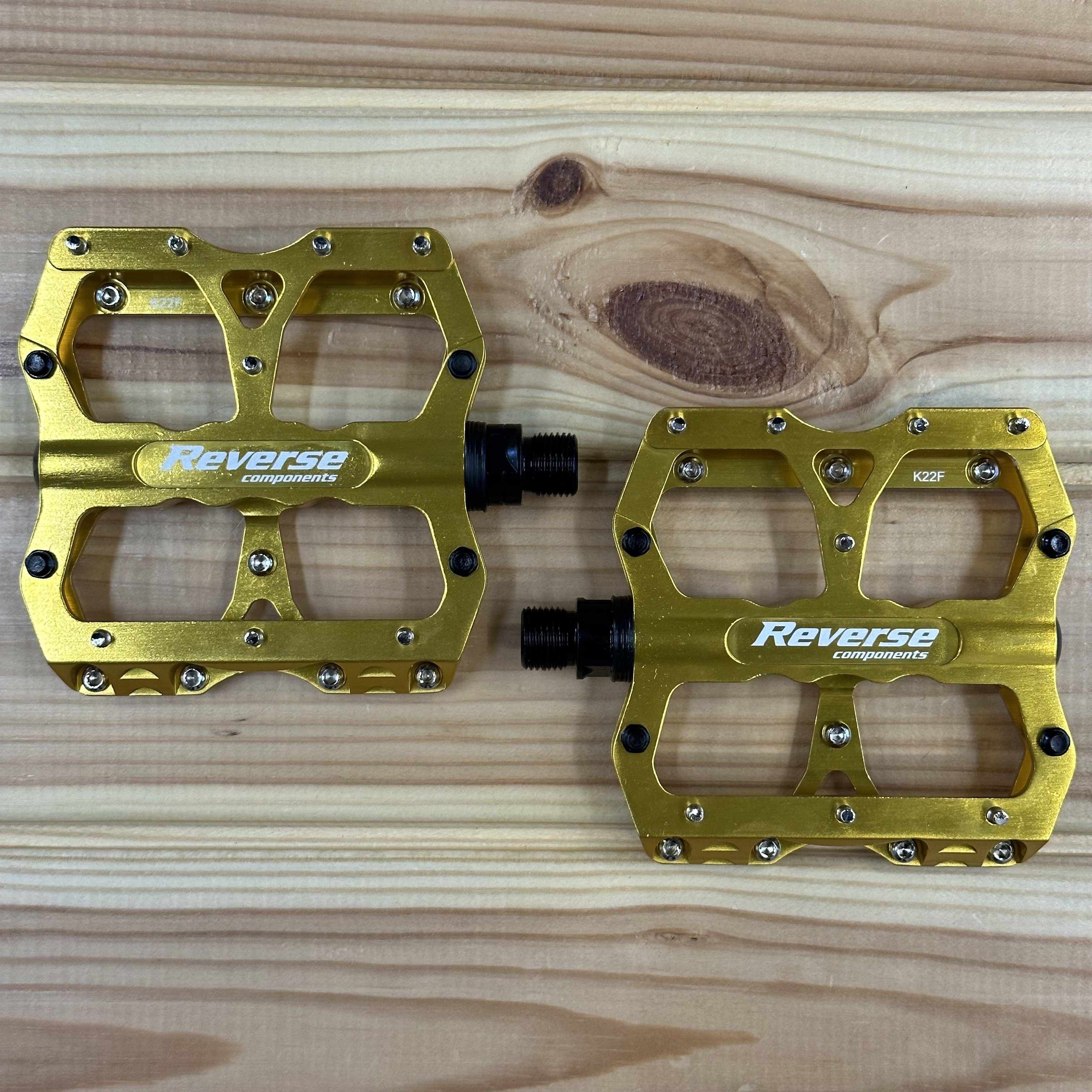 Reverse Escape Platform Pedal - Altın