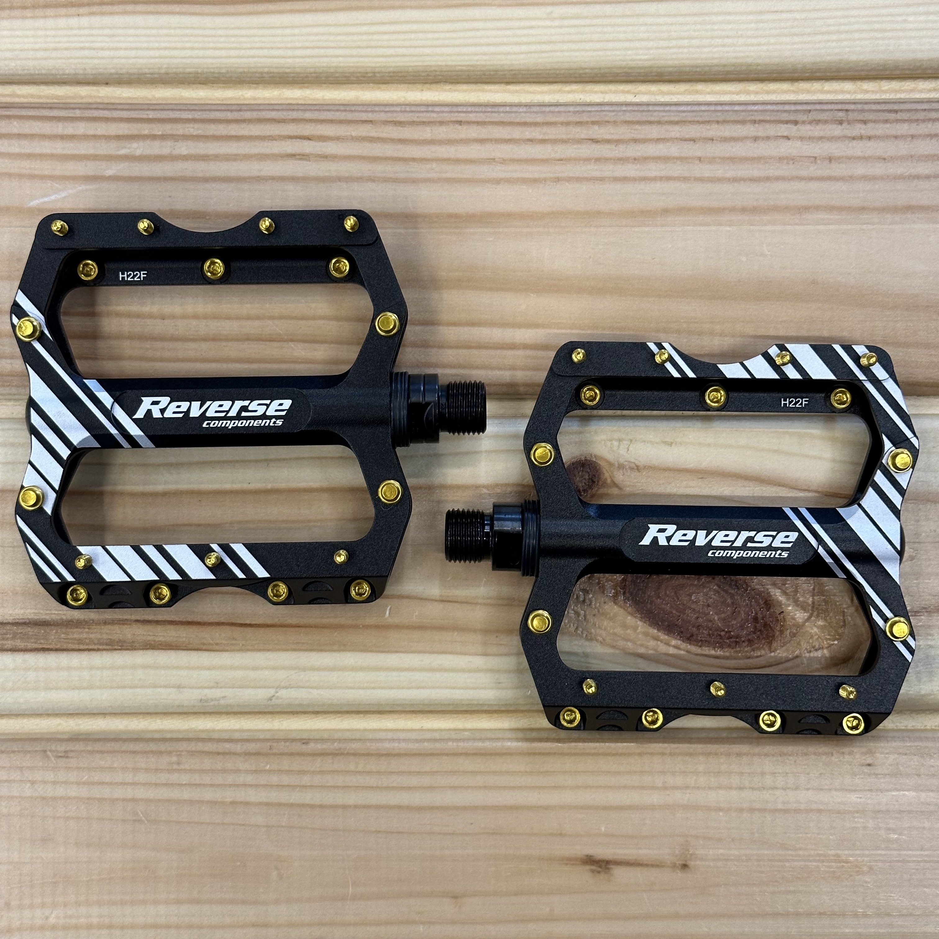 Reverse Escape Pro Platform Pedal - Siyah/Altın
