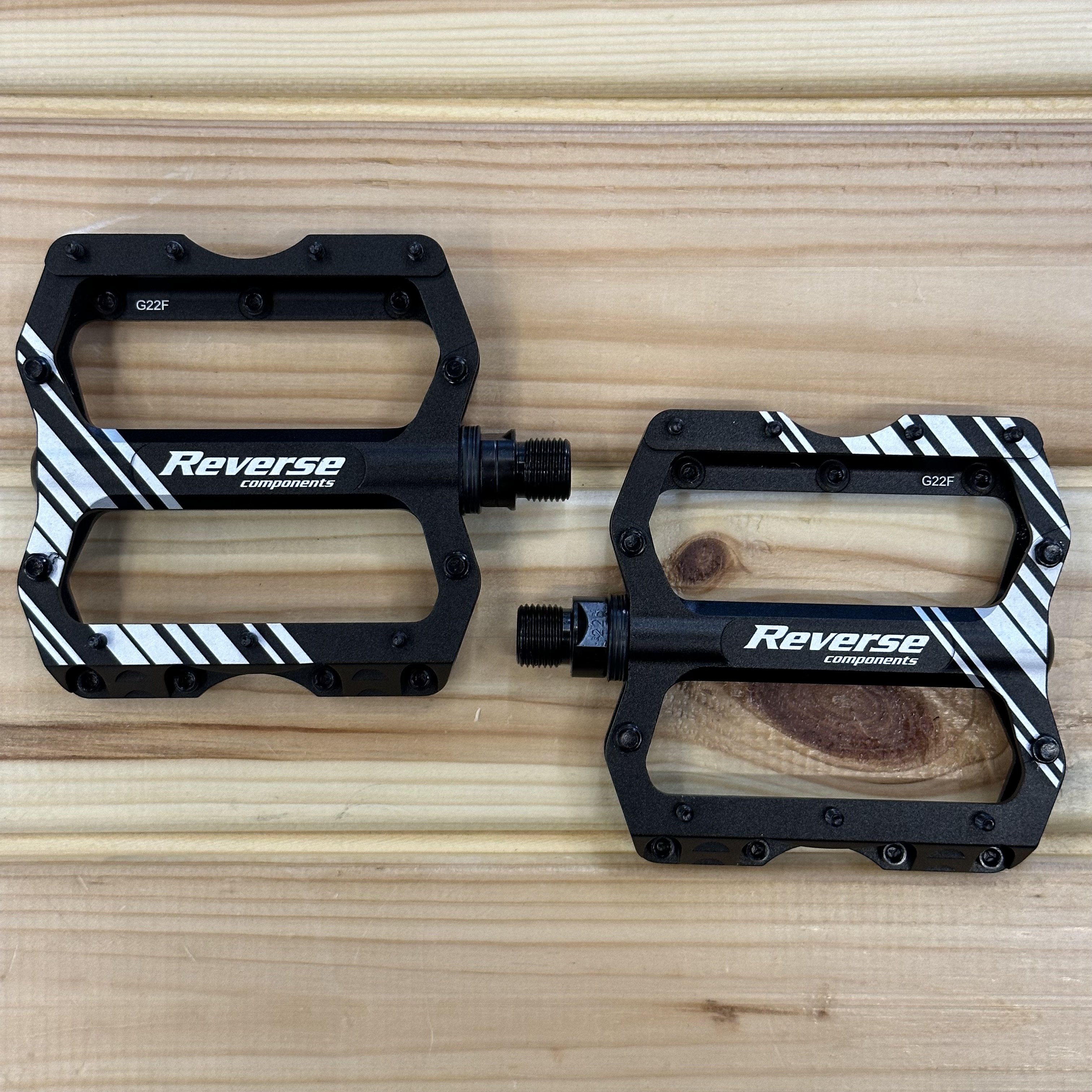 Reverse Escape Pro Platform Pedal - Siyah