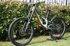Specialized Demo 8 II 27.5 - Downhill Bisiklet