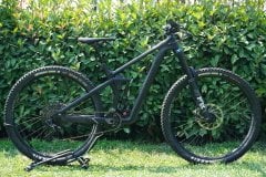 Canyon Strive CF 5.0 29” - Enduro Bisiklet