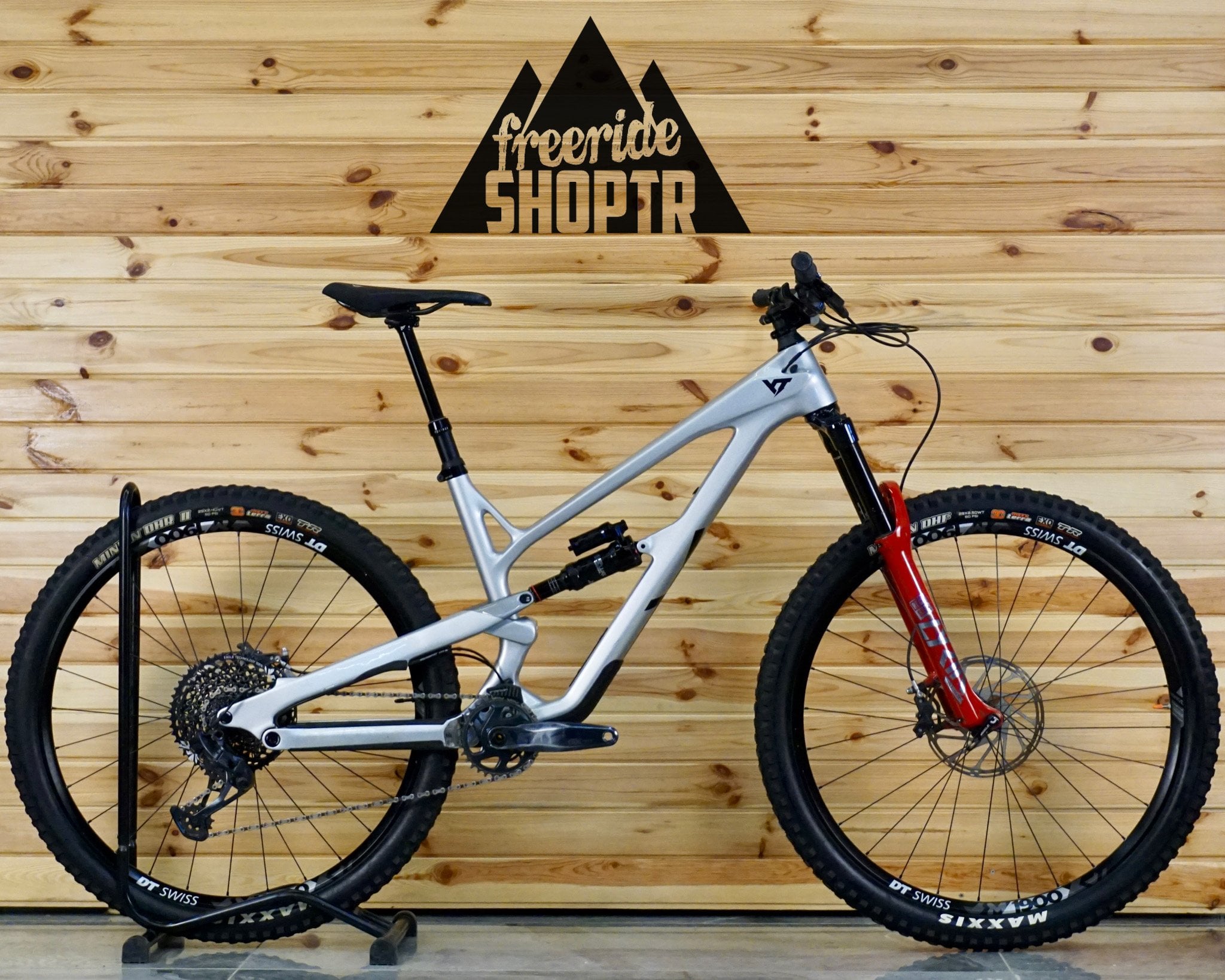 YT Jeffsy Uncaged 4 Blaze 29” - Enduro Bisiklet