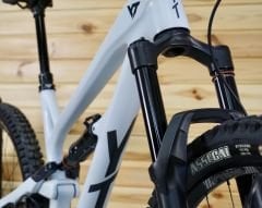 YT Jeffsy CF Pro 27.5” - Enduro Bisiklet