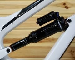 YT Capra CF Pro 27.5” - Enduro Bisiklet