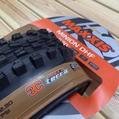 Maxxis Minion DHF 3C MaxxTerra TR Skinwall 27.5x2.30