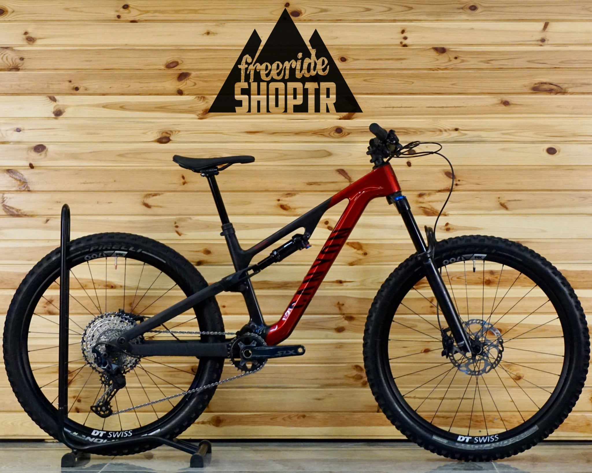 Canyon Neuron CF 8 27.5” - Enduro Bisiklet