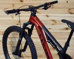 Canyon Neuron CF 8 27.5” - Enduro Bisiklet