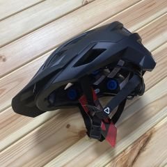 Leatt DBX 2.0 Enduro/Trail Kask - Charcoal