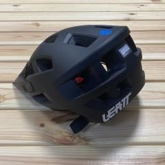 Leatt DBX 2.0 Enduro/Trail Kask - Charcoal
