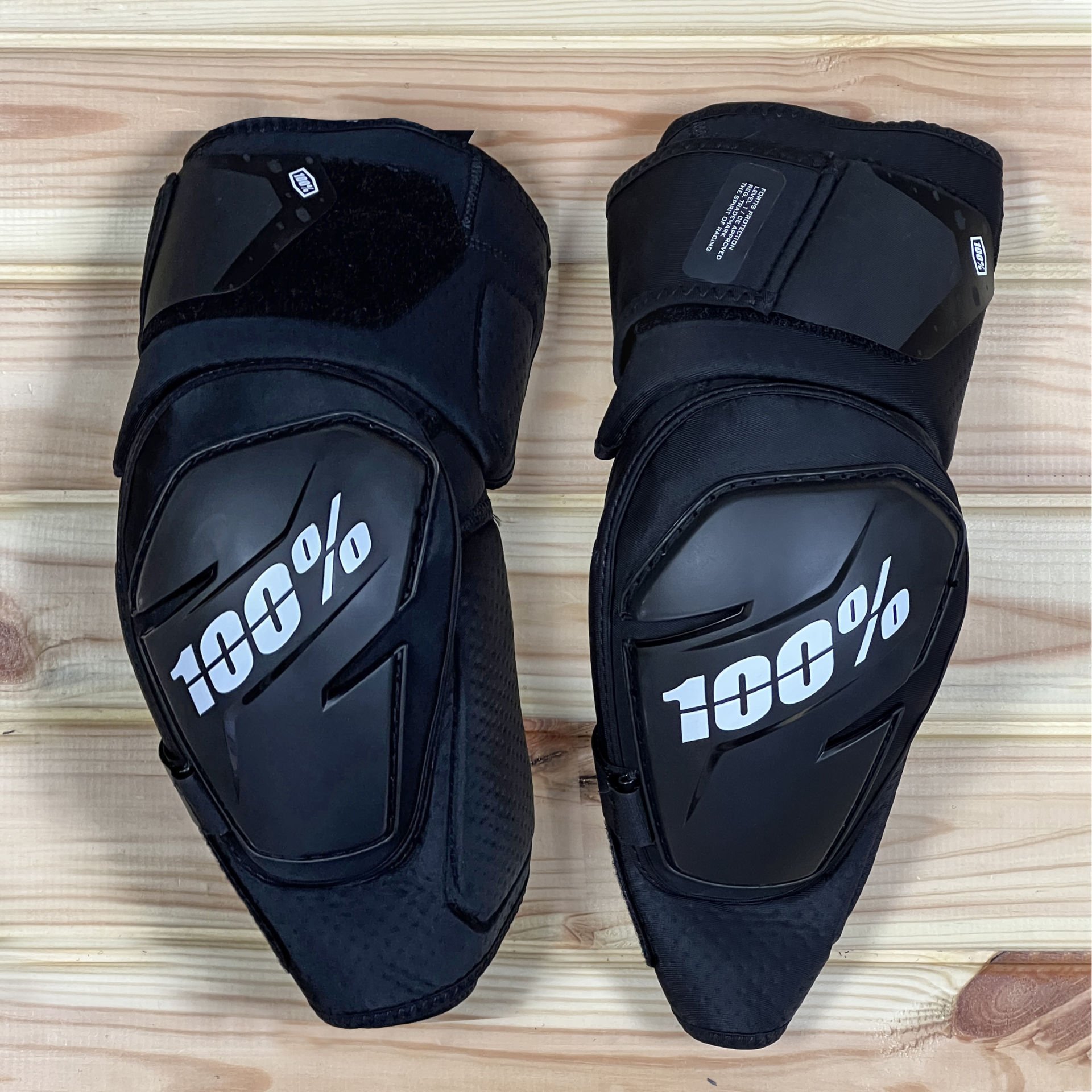 100% Fortis Dizlik - Siyah