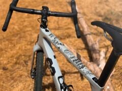 All Mountain Style Gravel/Road Kadro Koruyucu - Coffee Black