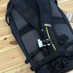 Evoc Ride 8 Sırt Çantası - Siyah