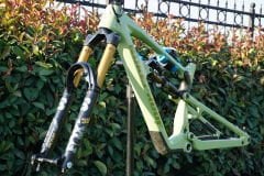Nukeproof Mega 275 Factory Carbon 27.5” - Enduro Kadroset