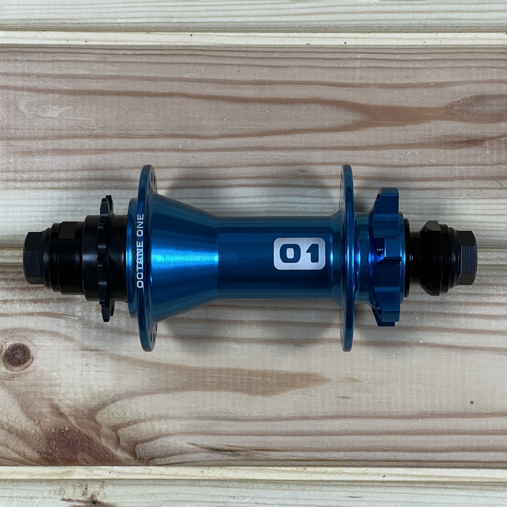 Octane One Orbital Pro Single Arka Göbek - 10x135 32H Mavi