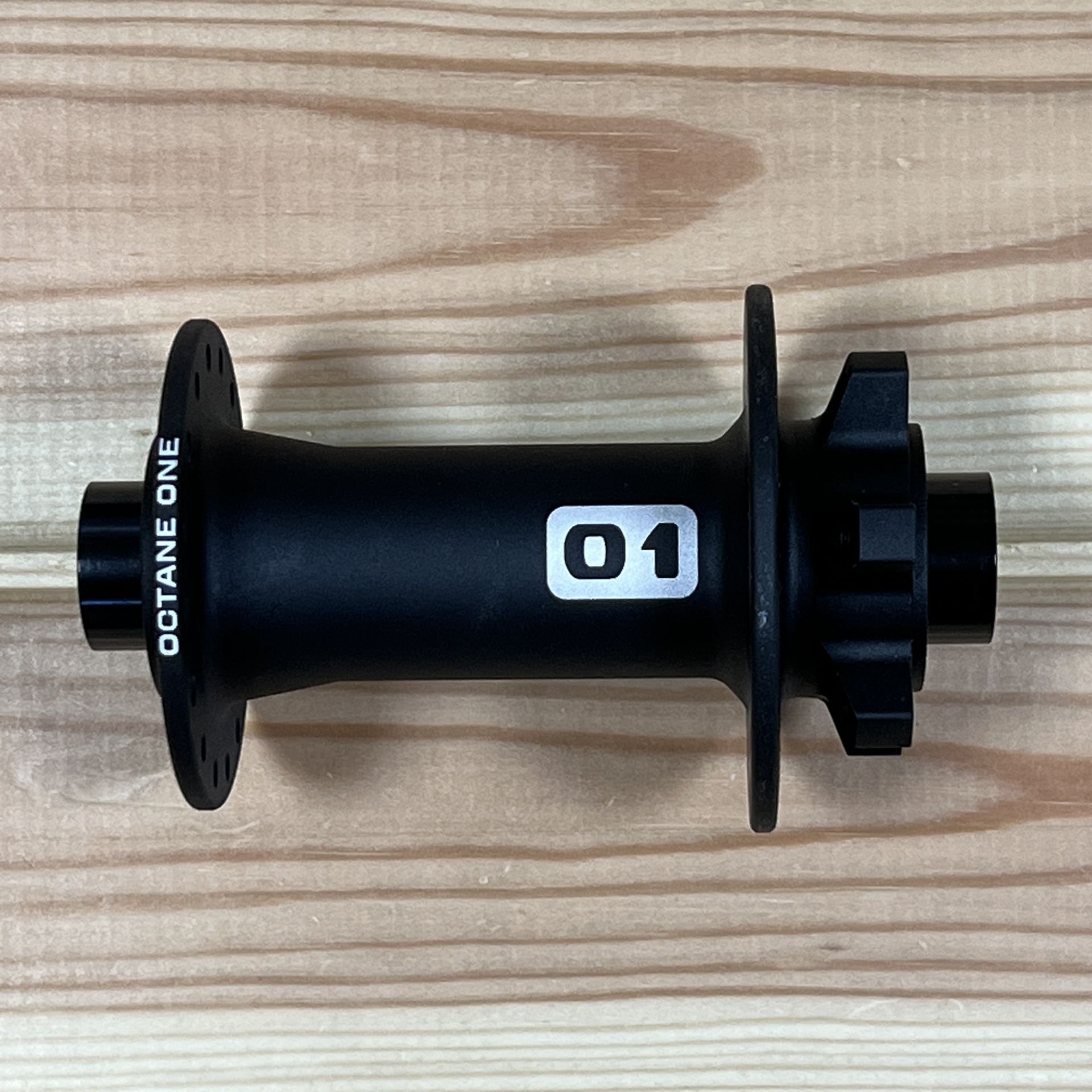 Octane One Orbital 15 Boost Ön Göbek - 15x110 32H Siyah