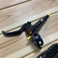 Shimano Saint M820 Fren Seti - Ön