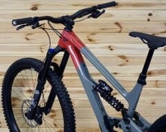 YT Capra MX Uncaged 10 CF 29/27.5” - Enduro Bisiklet