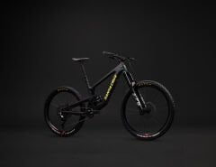 Santa Cruz Nomad 90 - Matte Black