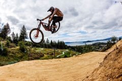 Santa Cruz Megatower X0 AXS - Gloss Crimson