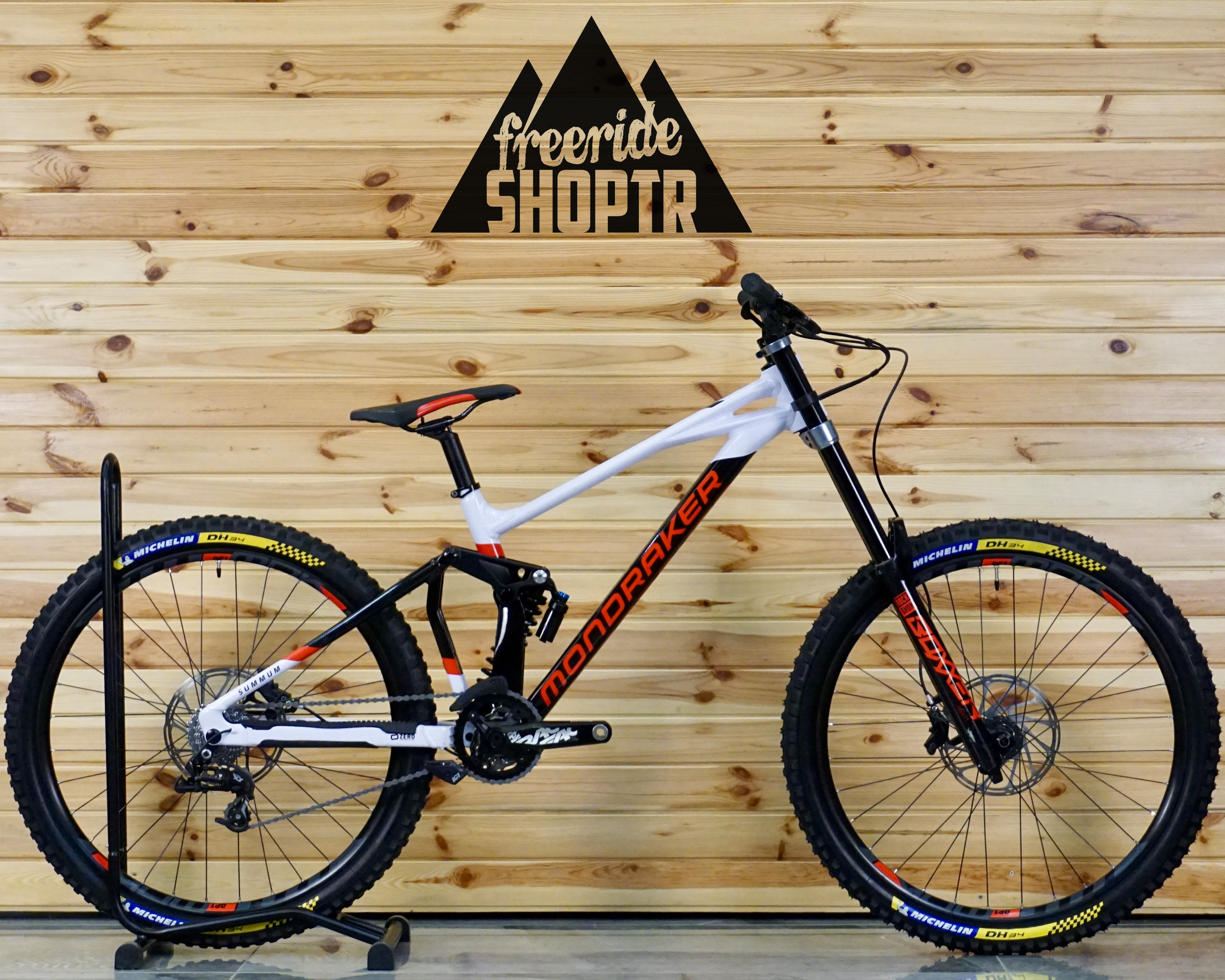 Mondraker Summum 27.5” - Downhill Bisiklet