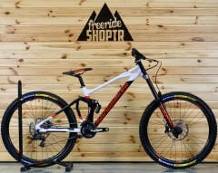 Mondraker Summum 27.5” - Downhill Bisiklet