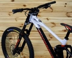 Mondraker Summum 27.5” - Downhill Bisiklet
