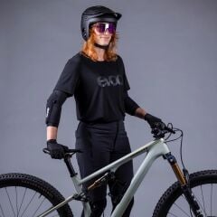 Evoc LiteShield Flex Lite Dirseklik