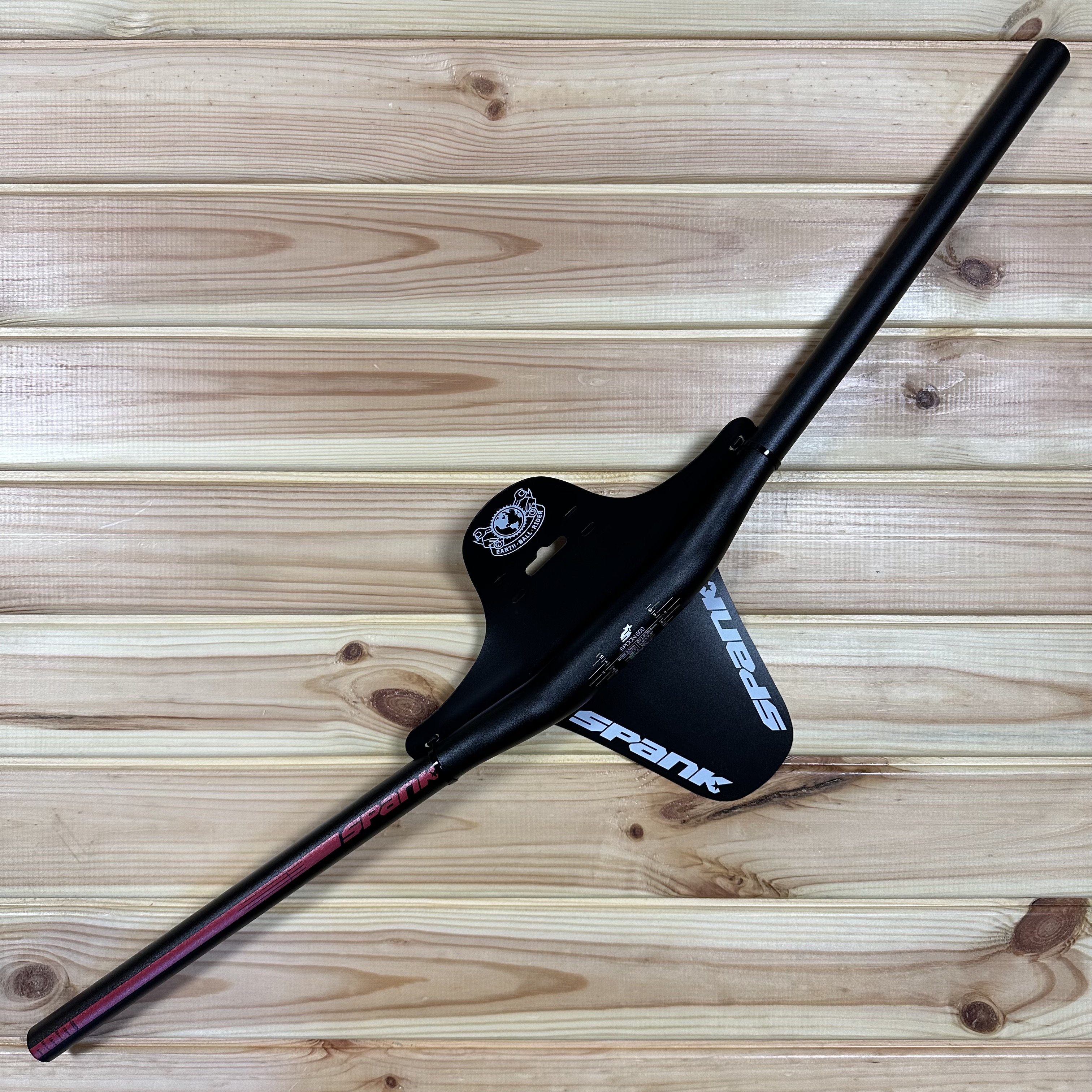 Spank Spoon 800 Gidon 800x31.8x20mm - Siyah/Kırmızı
