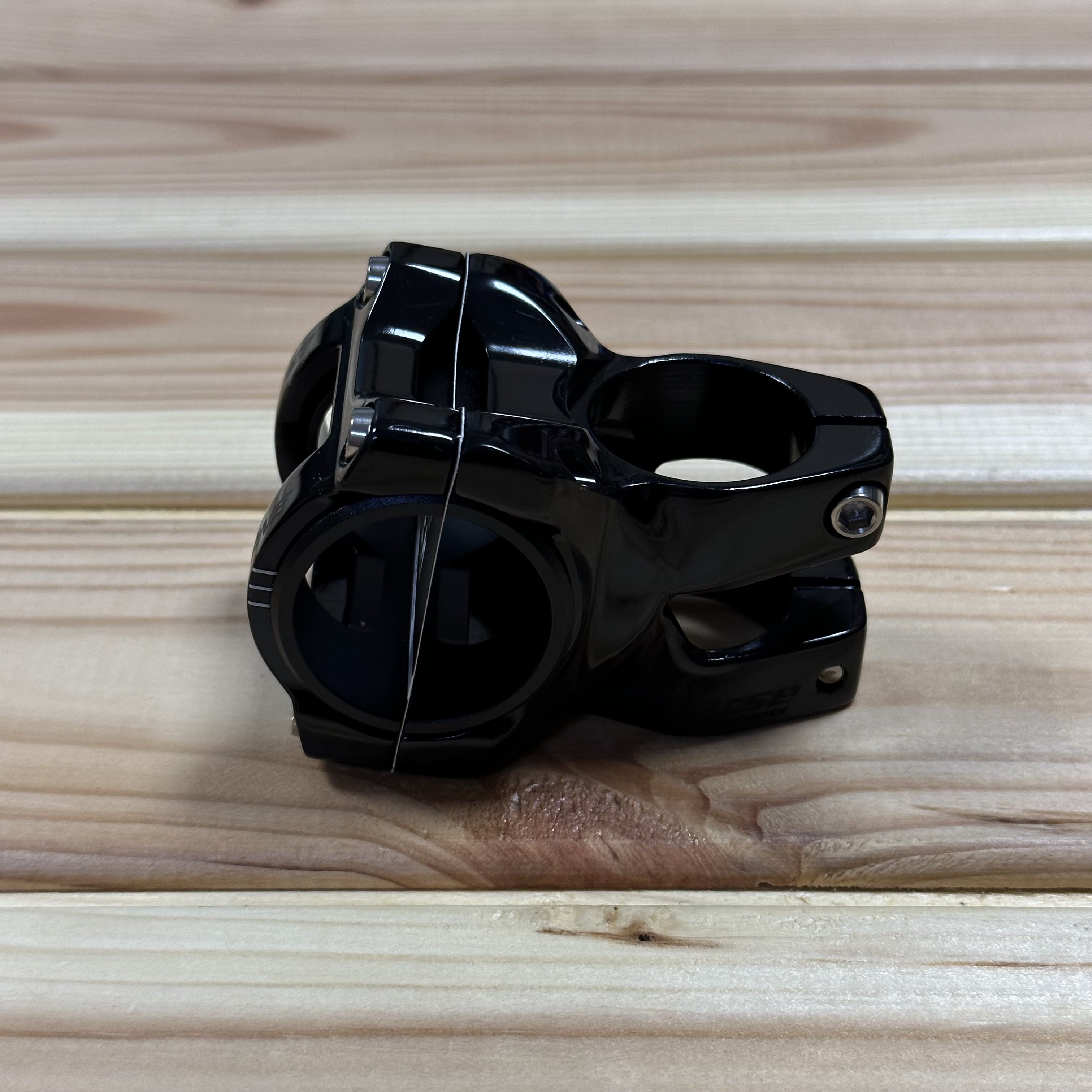Reverse Black-One D-2 Titanium Gidon Boğazı - 31.8/35x35mm