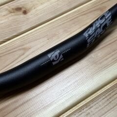 Race Face Chester Gidon 780x35x20 - Siyah