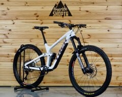 Trek Slash Carbon Custom 29” - Enduro Bisiklet
